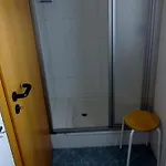 בית נופש Komfortable Doppelhaushaelfte Und Grossem Garten By Interhome *