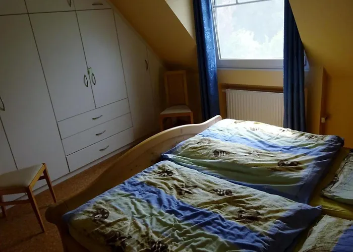 Komfortable Doppelhaushaelfte Und Grossem Garten By Interhome Vakantiehuis Dornumergrode