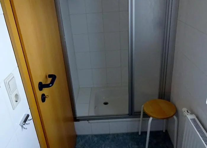 Vakantiehuis Komfortable Doppelhaushaelfte Und Grossem Garten By Interhome *